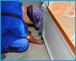 United Garage Door Philadelphia, PA 215-240-4252 - sidebar-door-maintaince-15-05m